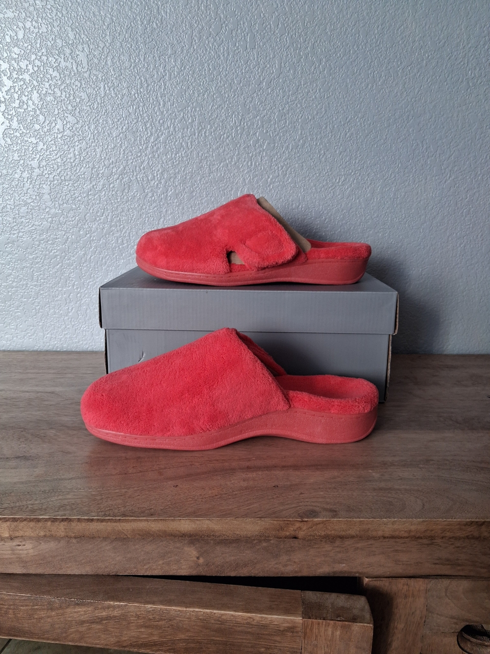 Vionic Gemma Plush Coral Slide Slippers - Picture 5 of 5